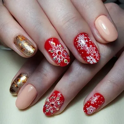 Новогодний дизайн #Nail Art # маникюр # ногти # nails # nail # дизайн  ногтей # гель лак # гель # гелевые ногти # шел… | Christmas nails, Nail  colors, Seasonal nails