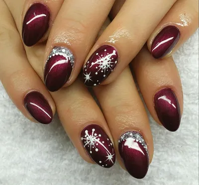 Праздничный маникюр | Christmas nails acrylic, Christmas gel nails, Cute  nails