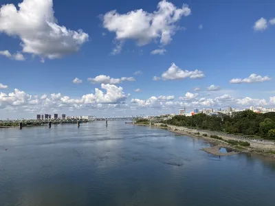 Новосибирская ГЭС — водопад на Обском море