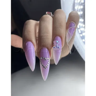 3D Nail Art Droplet Manicure Trend Of 2022, Explained