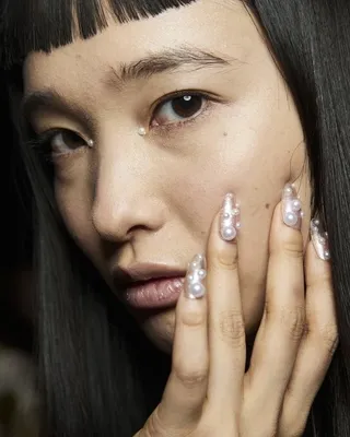 3D Jelly Nails Will Be Taking Over Tips This Summer | Allure