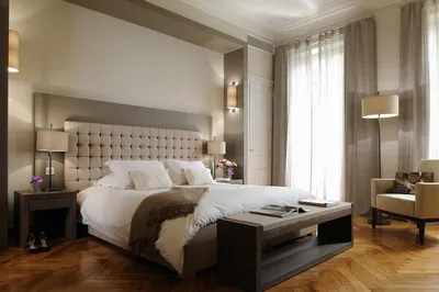Светло-зеленая кровать JESS в интерьере стильной спальни с необычным  рисунком на стене | SKDESIGN