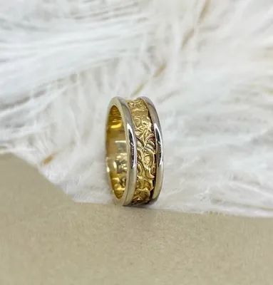 Торговый Центр Золотой - Выбирая обручальные кольца, ориентируйтесь не  только на дизайн модели, но и на форму руки. 🔸 На тонких и длинных пальцах  хорошо смотрятся очень узкие (2-3 мм) или очень