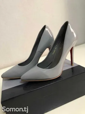 Суд о \"лабутенах\": Christian Louboutin отстоял право на красную подошву