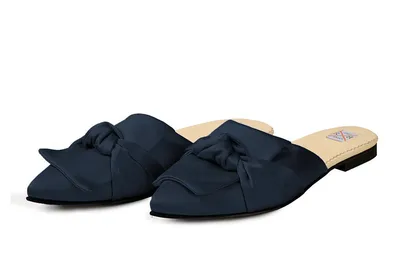 Купить Женские туфли-мюли с острым носком на массивном среднем каблуке с  металлическими украшениями, женская лаконичная модная повседневная обувь,  летние черные 42 | Joom