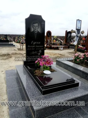Одинарные памятники из гранита на могилу (ID#74525140), цена: 66000 ₴,  купить на Prom.ua