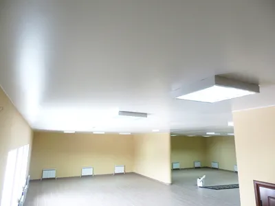 Натяжные потолки двухцветные одноуровневые - YouTube