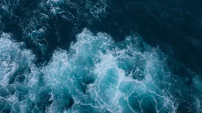 Breathtaking Aerial View of Ocean Waves