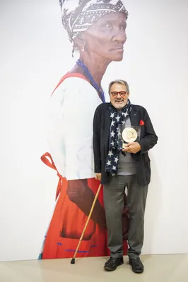 NPG x87610; Kirsti Toscani; Oliviero Toscani - Portrait - National Portrait  Gallery