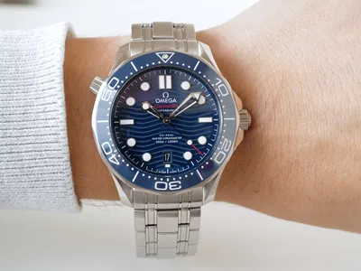 Seamaster Diver 300M Omega Co-Axial Master Chronometer 42 mm -  210.22.42.20.03.002 | OMEGA®