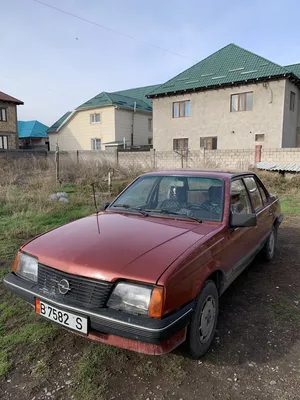 41-летний Opel Ascona восстановили почти в идеал