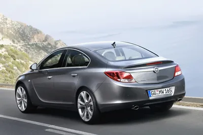 Opel Insignia 2.0 Turbo Design Edition :: 2 photos and 11 specs ::  autoviva.com