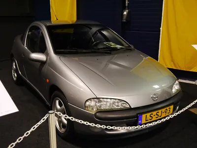 Opel Tigra 1995 - YouTube