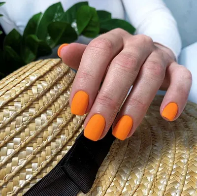 Olechkanailsart - Ярко, сочно. Оранжевый маникюр — это красочное дополнение  к вашим летним, осенним и весенним образам. Этот цвет специально  предназначен для ярких и модных девушек, которые не боятся  экспериментировать. Оранжевый маникюр