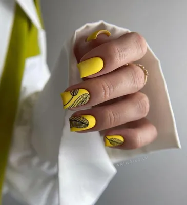 Осенний маникюр 2023: 10 красивых идей дизайна на короткие ногти | theGirl