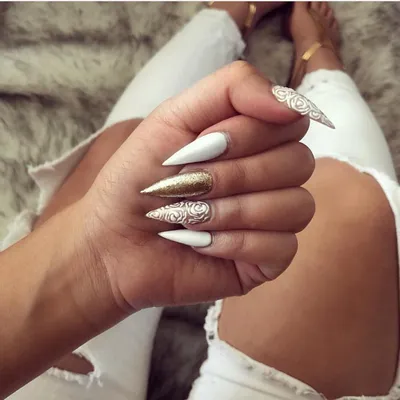 Маникюр на острые ногти: 33 романтичные идеи | Pretty nails, Bling nails,  Bling nail art