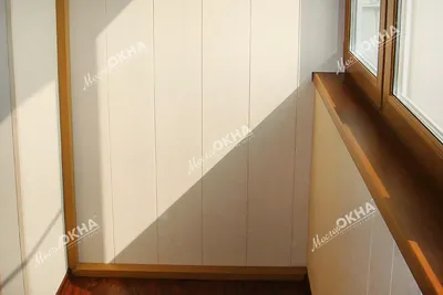 Отделка балкона и лоджий панелями ПВХ цена в СПб — заказать отделку и  обшивку пластиковыми панелями