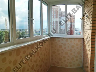 Обшивка ПВХ-панелями балконов и лоджий, отделка стен и пола пластиком в  Ижевске