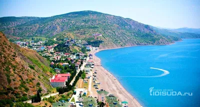 Рыбачье – крымский посёлок-курорт, находящийся в 30 км от Алушты, наряду с  другими прилегающими посёлками относится к курорту Большая Алушта