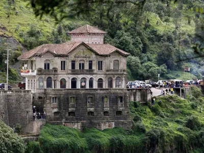 Таинственное место в Колумбии: заброшенный отель Refugio El Salto. | Скалли  Расскажет. Криминальные истории! | Дзен