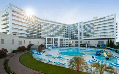 Гостиницы рядом с Пляжем отеля Весна в Адлере: низкие цены 2024 на отели с  фото и отзывами