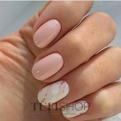 Oval nails 🥰 : r/DIYGelNails