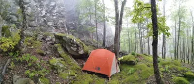 Палатка с навесом в лесу — Фотогалерея — Вятские Джиги