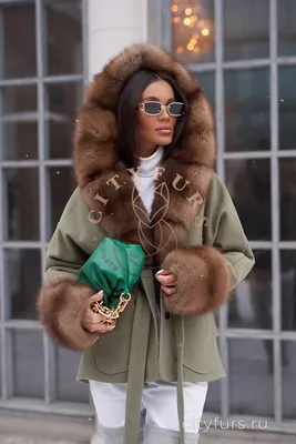 Пальто с мехом куницы - цвет хаки купить c доставкой в Москве | CITY FURS
