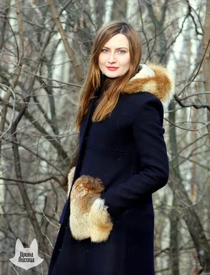 Купить Пальто утепленное с чернобуркой зимнее женское коричневого цвета  133156K - SPirk.ru