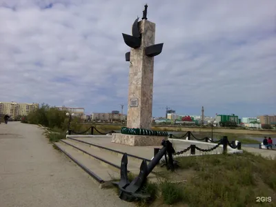 Каким рекам в России установлены памятники?» — Яндекс Кью