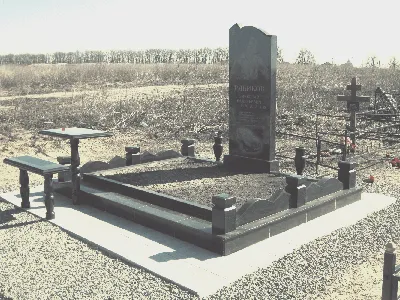 Памятники и надгробия — фото готовых изделий | мастерская «Ave-Stone» в  Симферополе