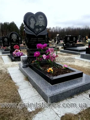 Памятники в виде сердца из гранита на могилу в Минске, цены и фото