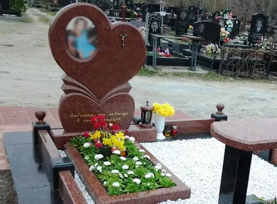 Надгробные памятники в виде сердца на могилу в Москве и МО