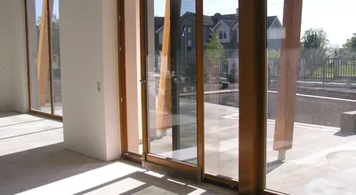 Террасные двери «АЛЮТЕХ» в России | Купить стеклянную балконную дверь для  выхода на террасу у производителя