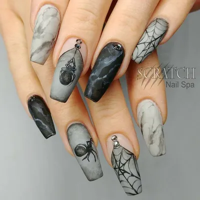 маникюр с рисунком пауков 2018 | Halloween nails, Nail art, Halloween nail  designs