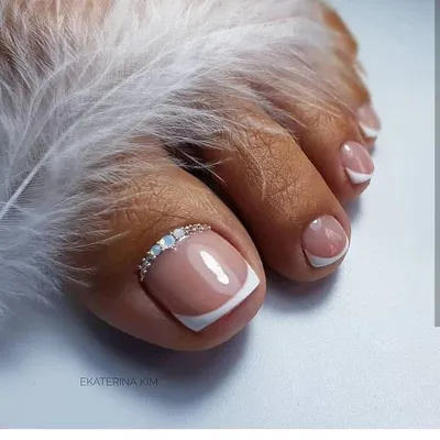 Педикюр/идеи педикюра/pedicure on Instagram: “⏩ @pedicurekb  #обучениепедикюр #педикюрмк #маникюр #дизайнногтей #na… | Toe nails, Toe  nail designs, Pedicure designs