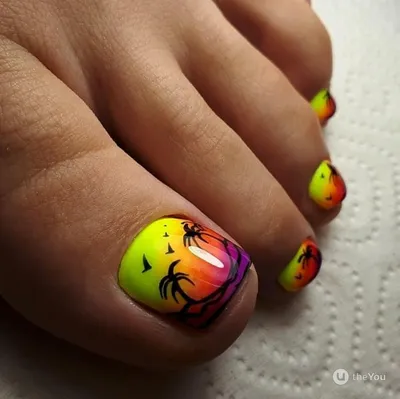 alya.nails.m - Яркий летний педикюр💛 . Педикюр-это не... | Facebook