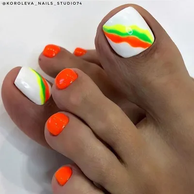 Радужный педикюр | Toe nails, Toe nail designs, Pretty toe nails