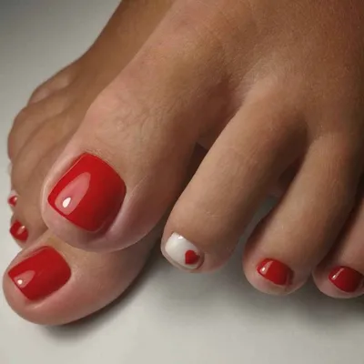 Педикюр | Red toenails, Toe nails, Holiday nails