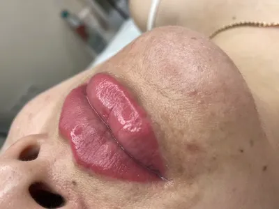 Перманентный макияж 💄 губ в технике 3D. #перманентныймакияж  #перманентныймакияжбровей #перманентноябрьск #бровиноябрьск #татуажноябрьск  … | Instagram