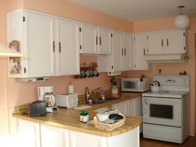 Персиковые стены на кухне - 66 фото