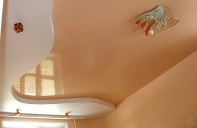Персиковый глянцевый натяжной потолок: цена за м², стоимость установки в  Москве