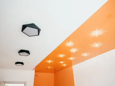 Смелые дизайнерские замыслы в оформлении интерьера дома натяжными потолками  ПВХ (53 идей дизайна) - Ремонт в доме