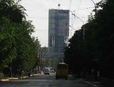 На Луганщине снаряд попал в школу - Телеграф