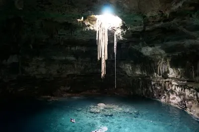 Пещера ласточек в Мексике - YouTube