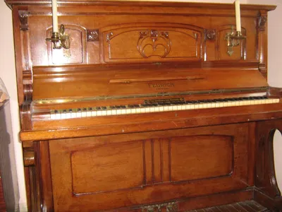 Kawai KDP75W Пианино цифровое в комплекте с банкеткой, цвет белый -  Фортепиано и клавишные инструменты - List.am