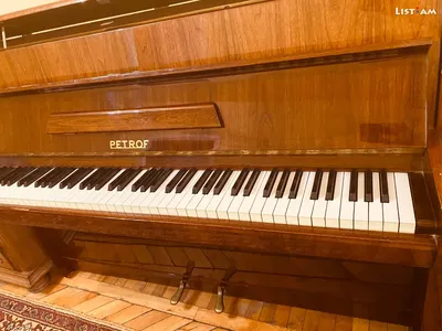 PIANOS - Кабинетное пианино PETROF P122N2 в чёрном... | Facebook