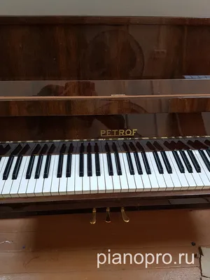 Пианино Petrof белое
