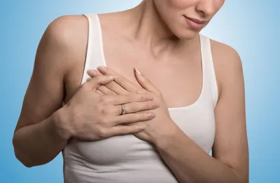 Опрелости под грудью: причины, диагностика, лечение раздражения и  покраснения