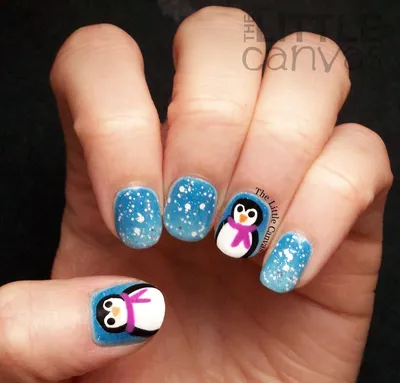 Смешной пингвин с колоколом под солнцем - чертеж на ногтях Стоковое  Изображение - изображение насчитывающей первоначально, пурпурово: 148768863